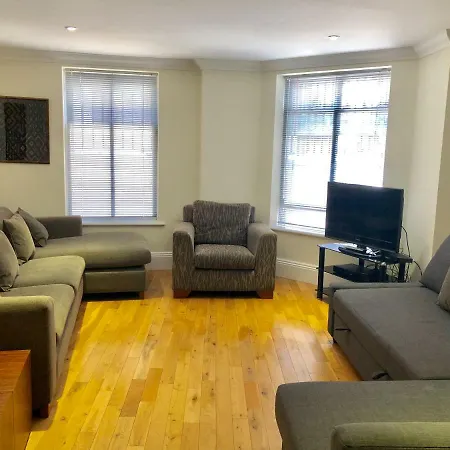 Stylish Apartments In Victoria & Westminster-2